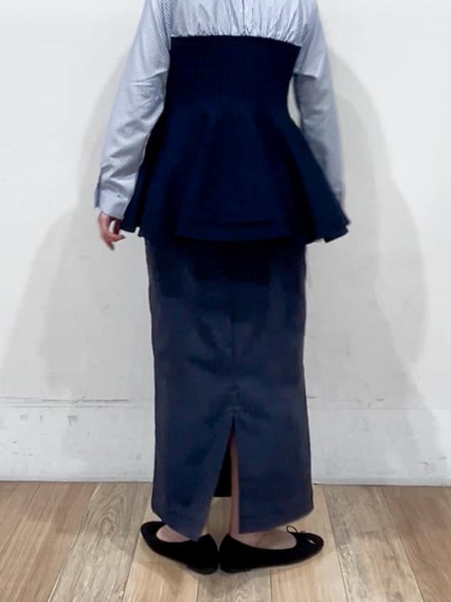 山さんさんの「grove｜一枚でトレンド完成！体型カバーも叶うニットビスチェドッキングブラウス」を使ったコーディネート