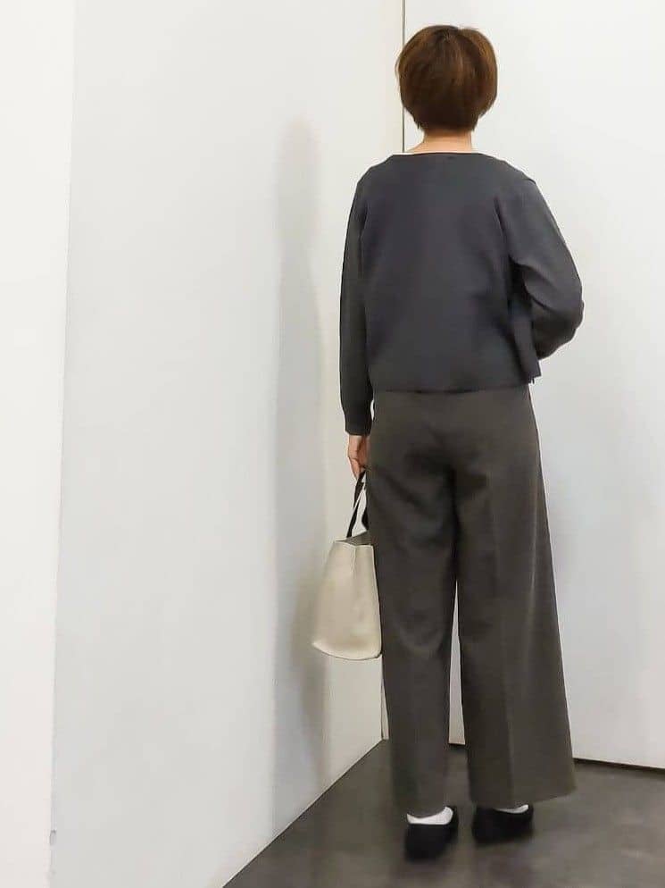 やまちゃんさんの「grove｜【毛玉軽減／洗える】編地切替カーディガン」を使ったコーディネート