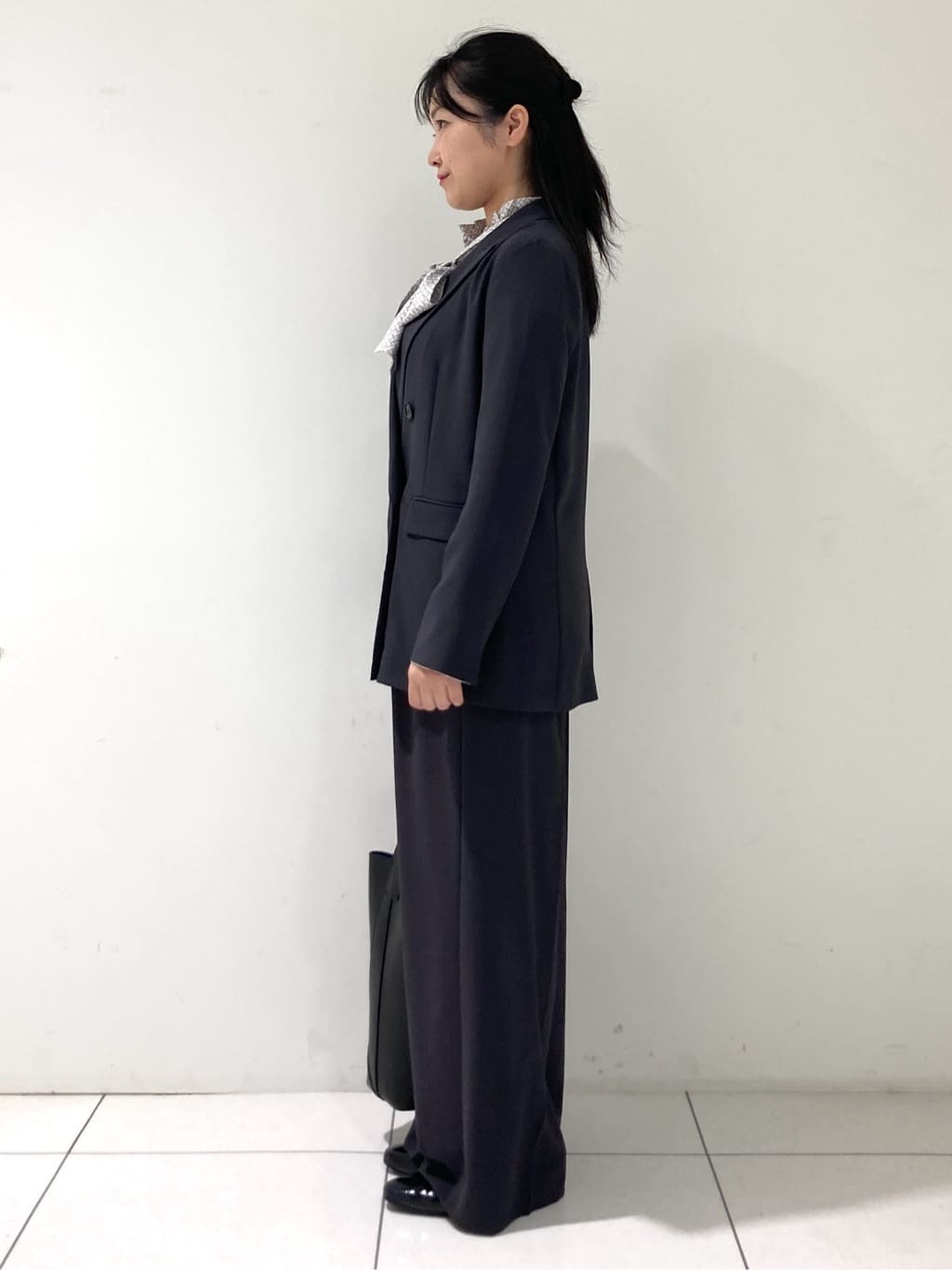 momokoさんの「INDIVI｜【軽く羽織れる！】ダブルジャケット」を使ったコーディネート