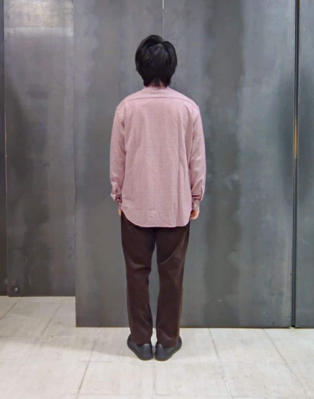 shiominさんの「TAKEO KIKUCHI｜【抗菌防臭/シーズンレス】シアサッカーギンガムチェック ストレッチシャツ」を使ったコーディネート