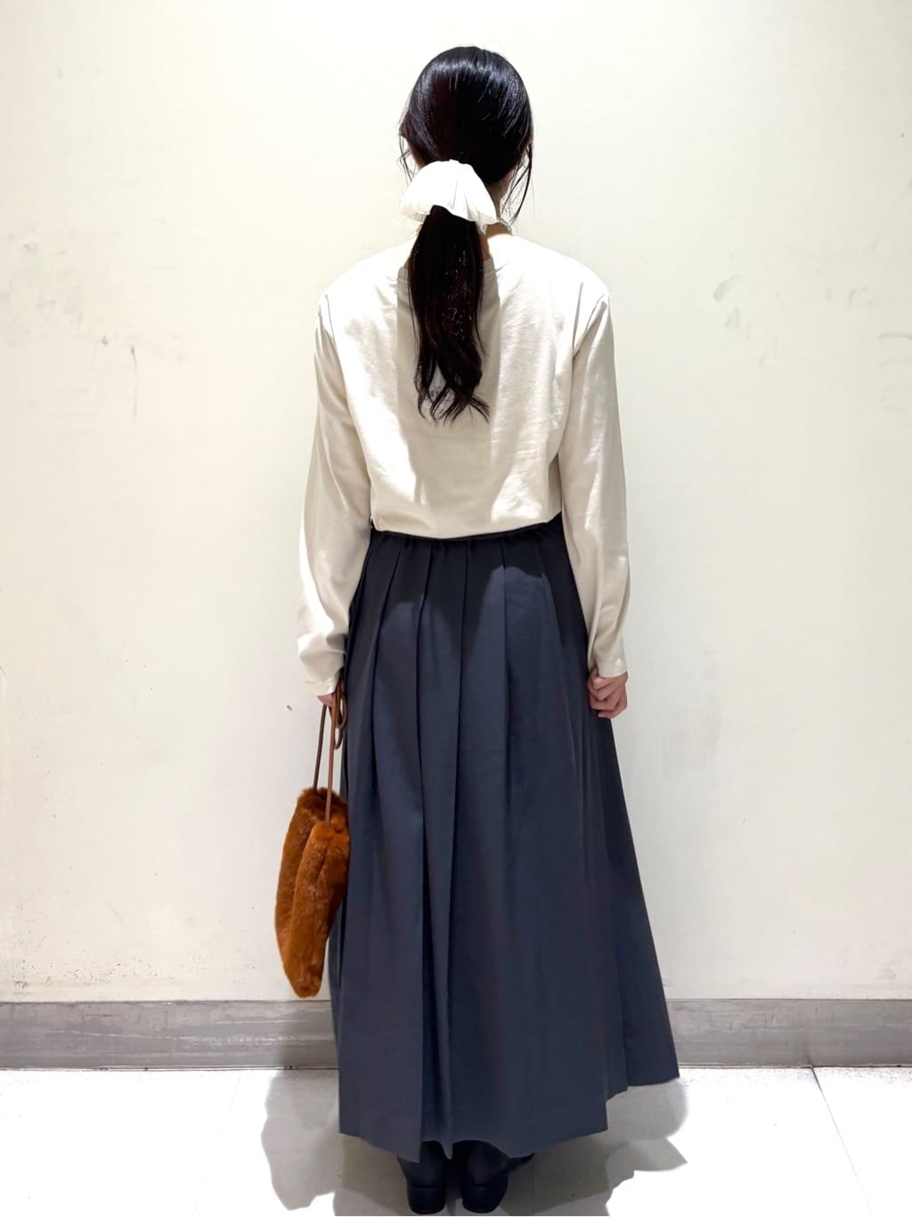 きみさんの「OPAQUE.CLIP｜ロングロゴTシャツ【洗濯機OK】」を使ったコーディネート