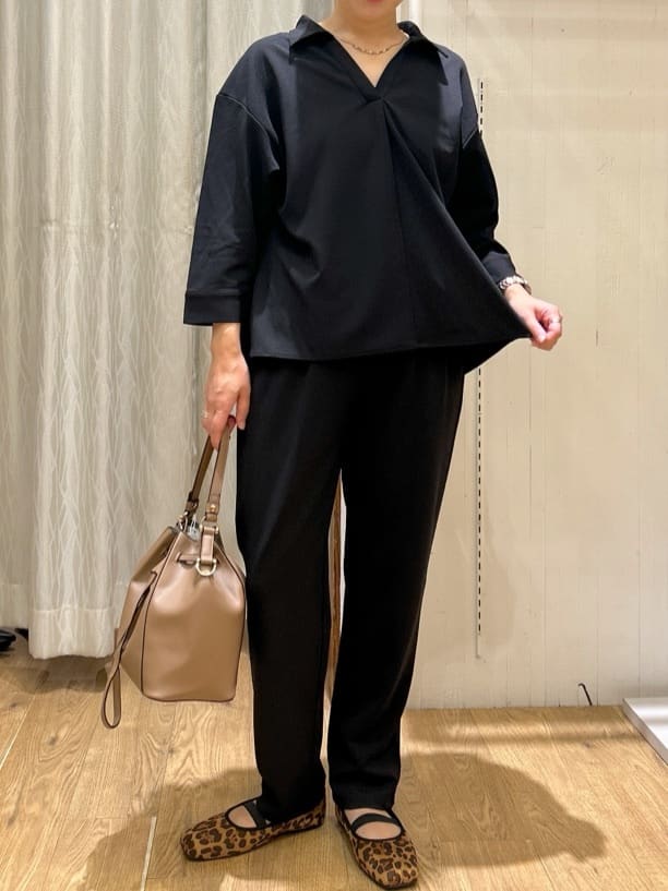ga_riさんの「THE SHOP TK｜【着るだけでコーディネートが決まる】スキッパーブラウス&パンツセット」を使ったコーディネート