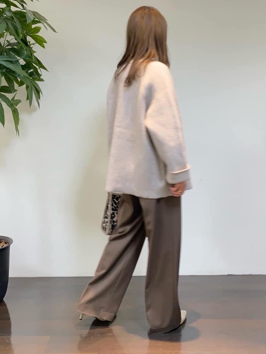 tomoさんの「UNTITLED｜【洗える/1枚で着映え】カットジャカードトップス」を使ったコーディネート