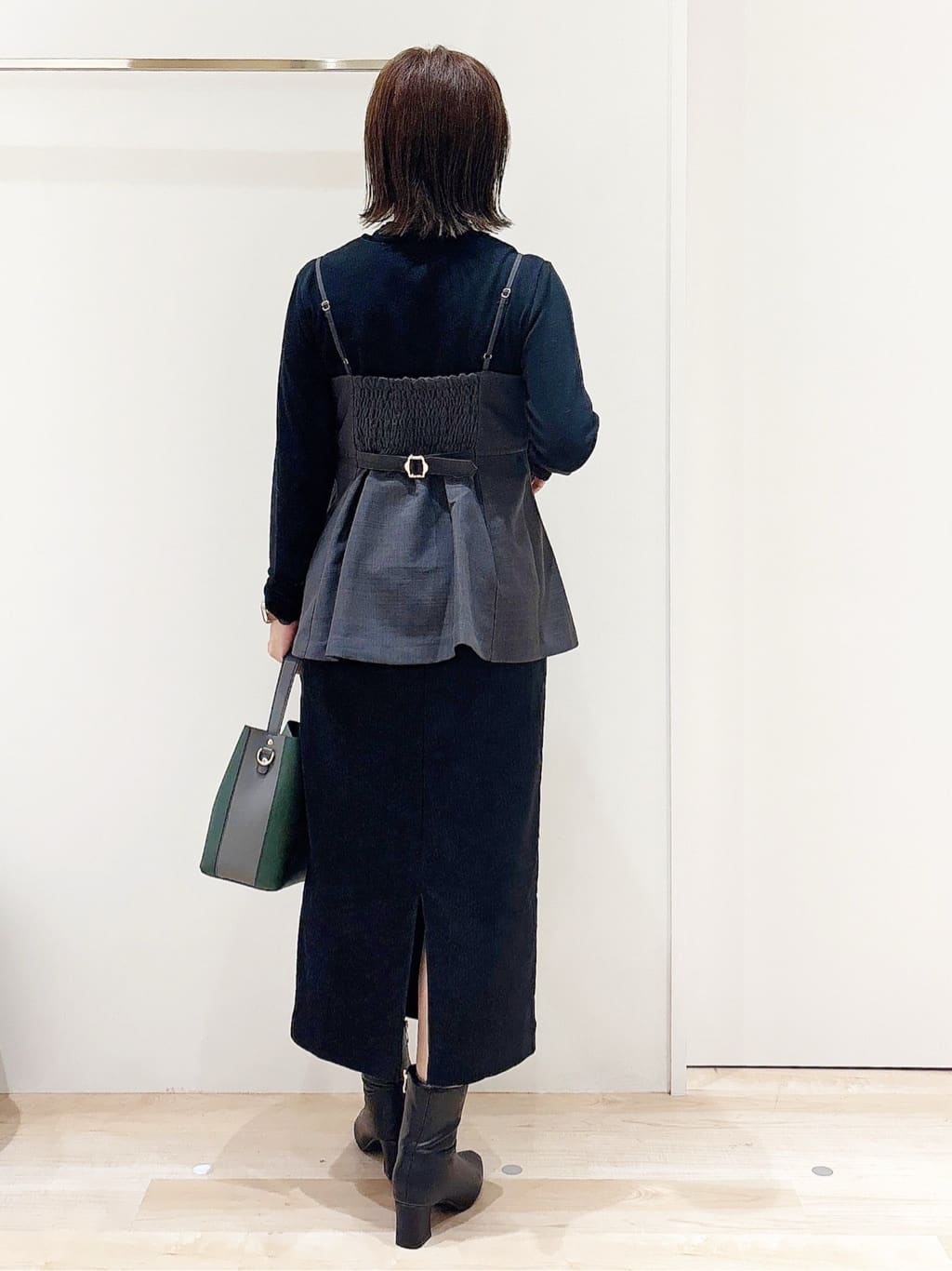 MIYUさんの「grove｜【カセット服】主役級キャミビスチェ」を使ったコーディネート