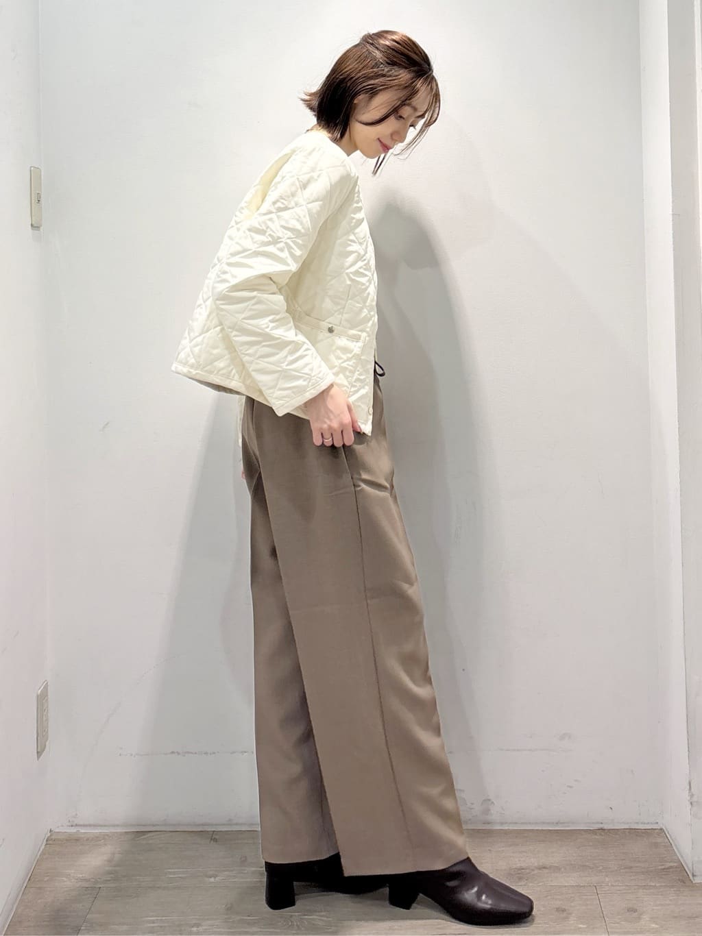 ぶまりんさんの「OPAQUE.CLIP｜ロングロゴTシャツ【洗濯機OK】」を使ったコーディネート