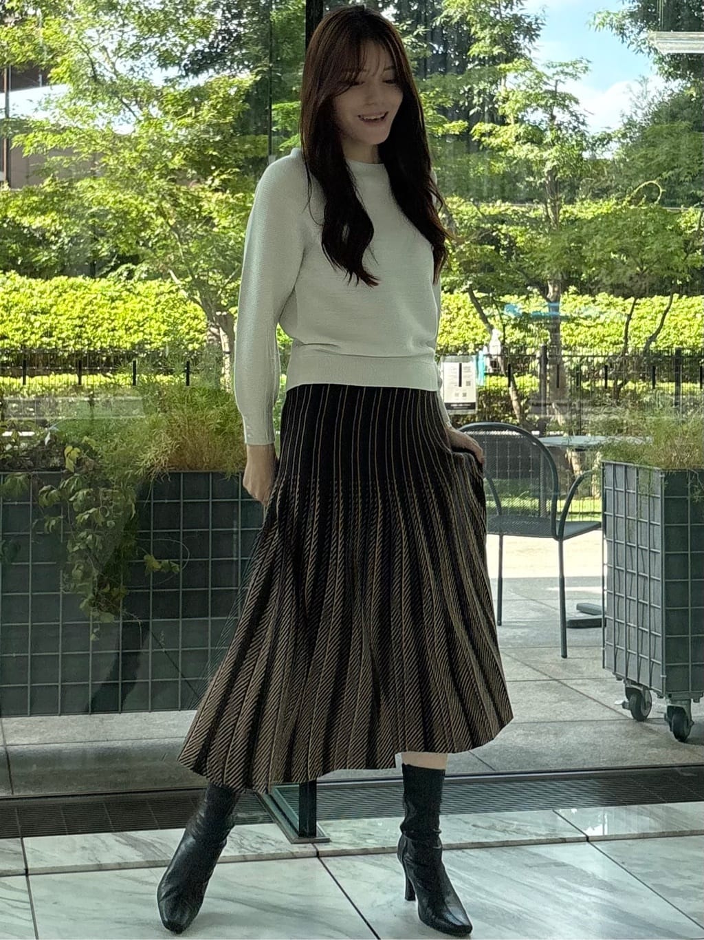 sayaさんの「COUP DE CHANCE｜【手洗い可】ニットプリーツフレアスカート」を使ったコーディネート