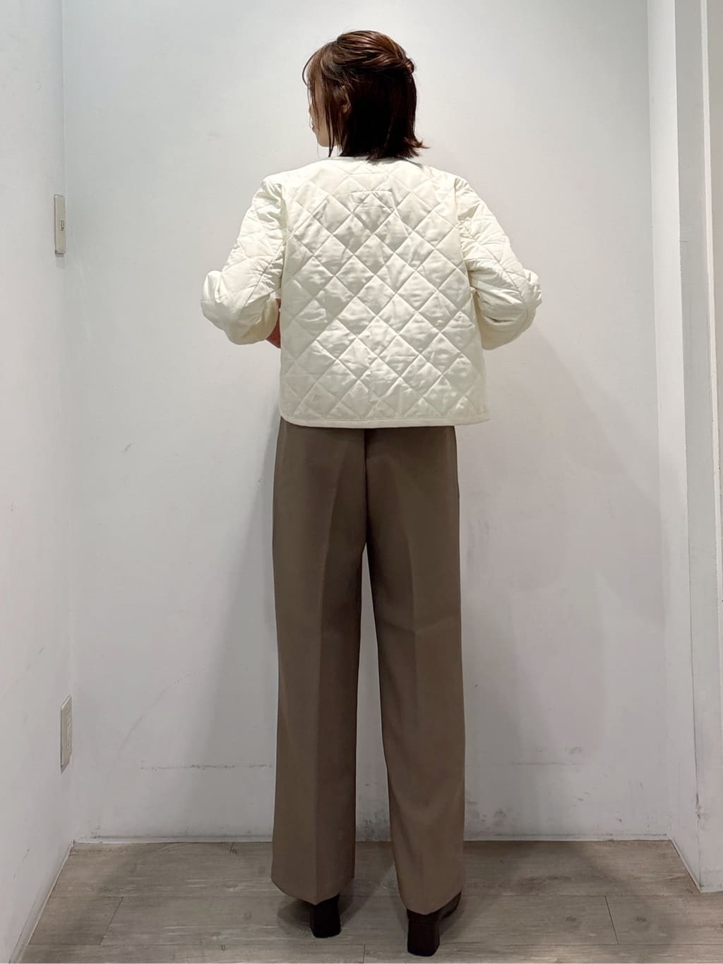 ぶまりんさんの「OPAQUE.CLIP｜ロングロゴTシャツ【洗濯機OK】」を使ったコーディネート