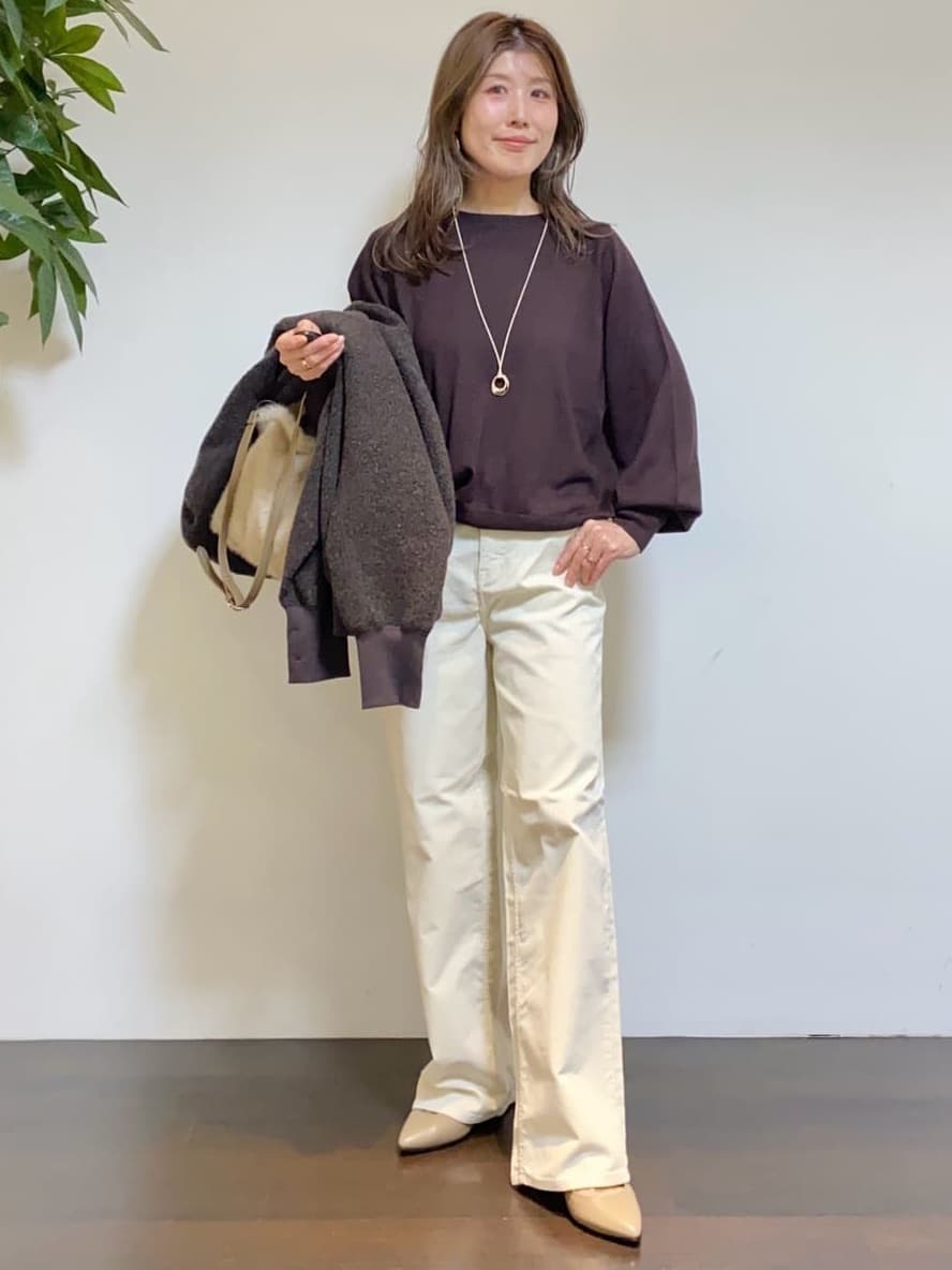 tomoさんの「UNTITLED｜【8色展開／コンパクト丈】レーヨン混 コクーンニット」を使ったコーディネート