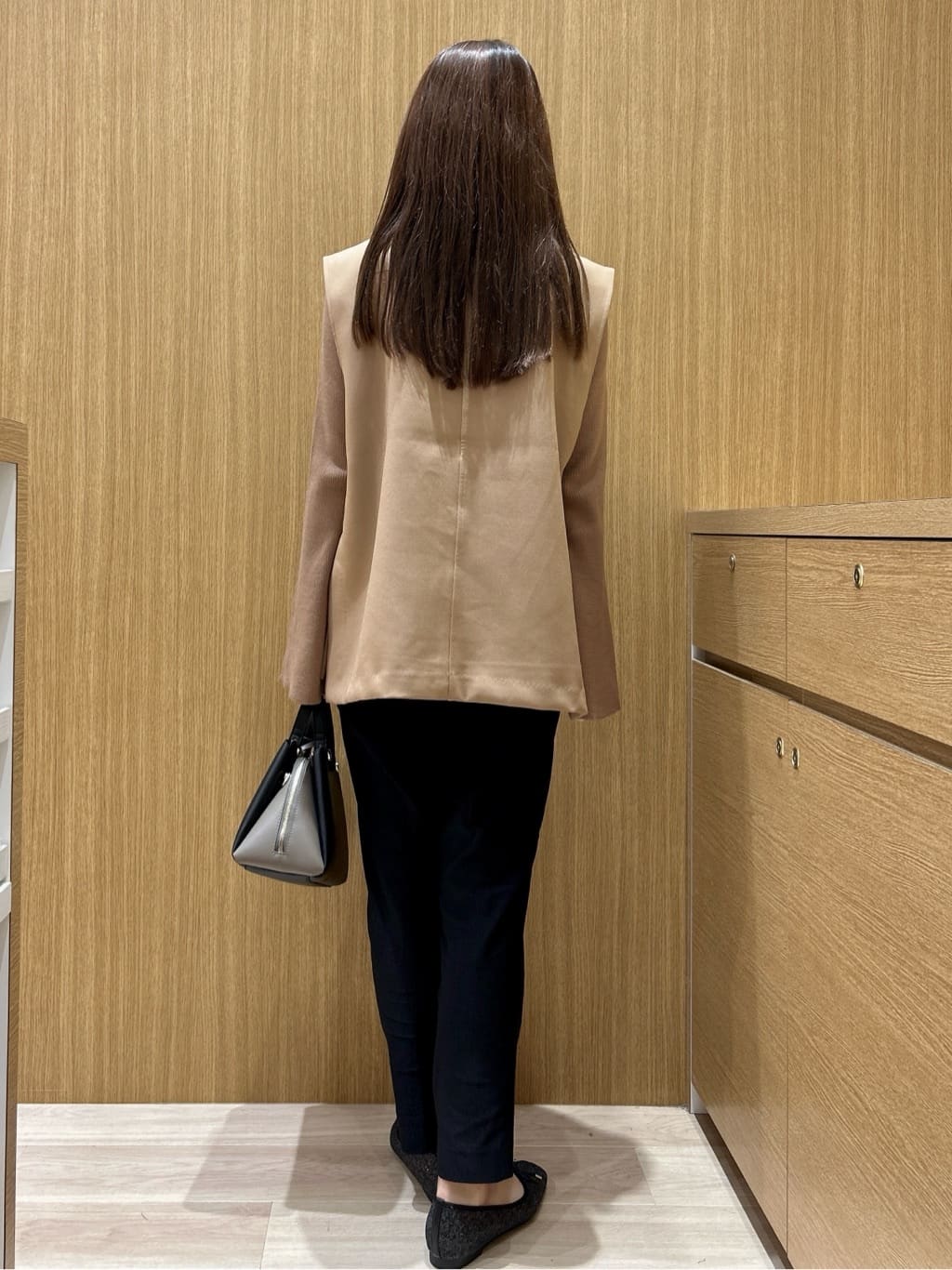 maiさんの「OPAQUE.CLIP｜《SS-LLサイズ》ハイストレッチイージースティックパンツ【洗濯機洗い可】」を使ったコーディネート