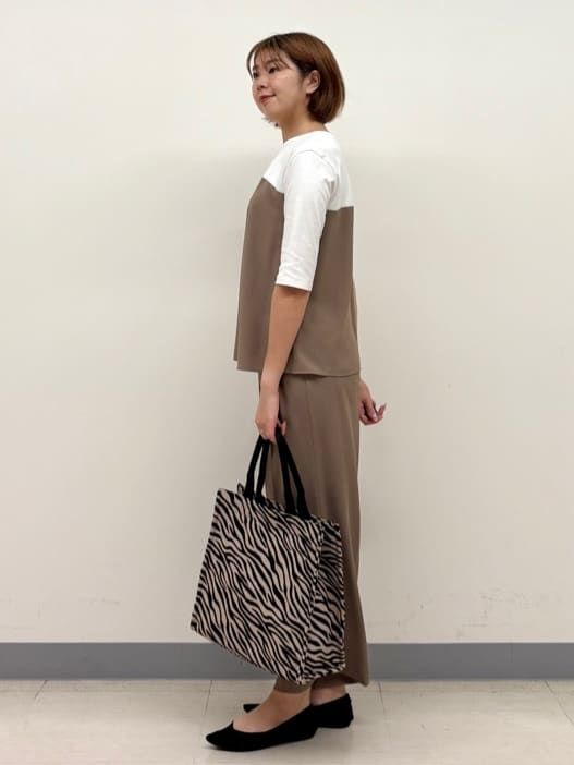 まいこさんの「INDIVI｜【着心地◎！】タックワイドパンツ」を使ったコーディネート