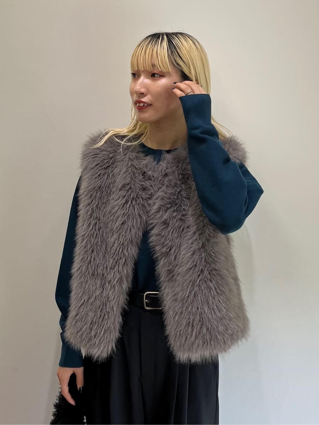 omaさんの「THE SHOP TK｜【S-XLサイズ/選べる7色】どこから見ても美しい ガーターニット/毛玉になりにくい/洗濯機OK」を使ったコーディネート