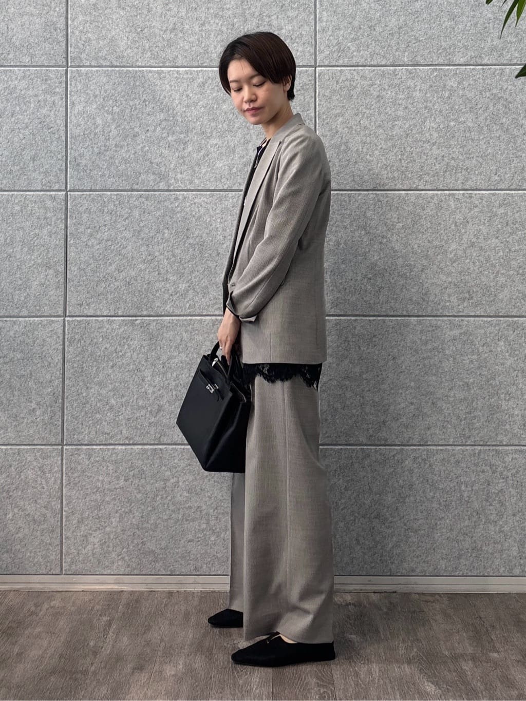 kanaeさんの「INDIVI｜【洗える／セットアップ可能】凹凸ストレッチ素材ダブルジャケット」を使ったコーディネート