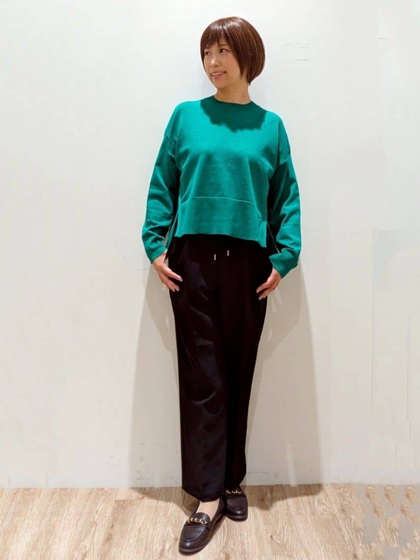SHIMAKOさんの「OPAQUE.CLIP｜《ツインセット》リラクシーサイドスリットニット&times;ドッキングタンク【洗濯機洗い可】」を使ったコーディネート