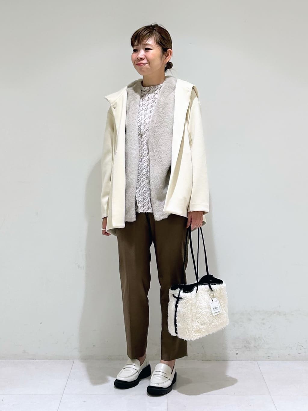 tsuyuさんの「INDIVI｜ミンク調フェイクファージレ」を使ったコーディネート