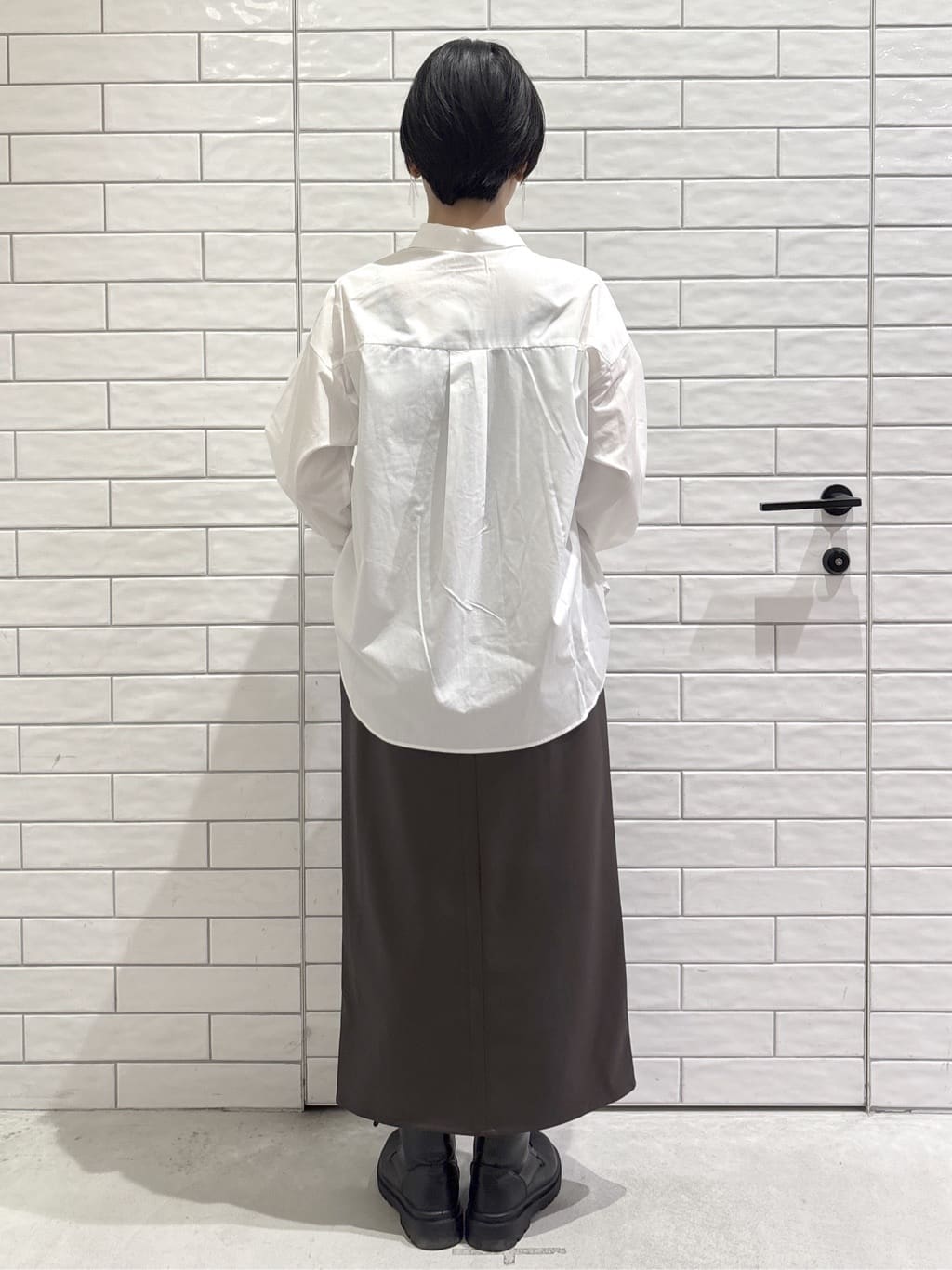 ayumiさんの「OPAQUE.CLIP｜ポケット刺繍レギュラーカラーシャツ【洗濯機OK】」を使ったコーディネート