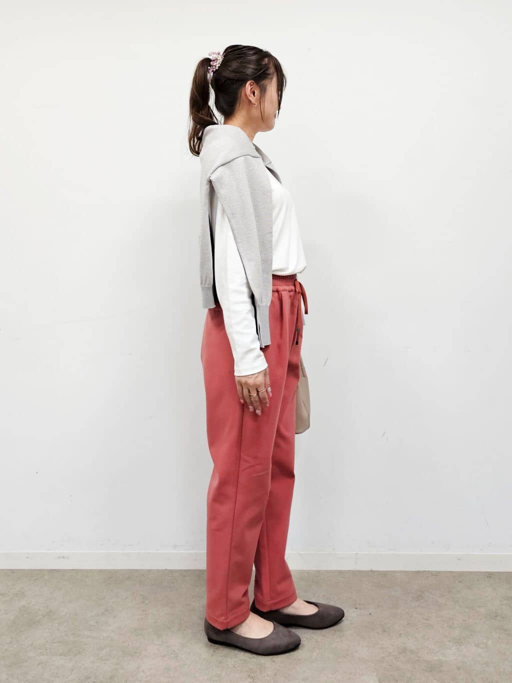 ゆゆさんの「SHOO･LA･RUE｜【S-LL】美しく見せる ボートネックロンT」を使ったコーディネート