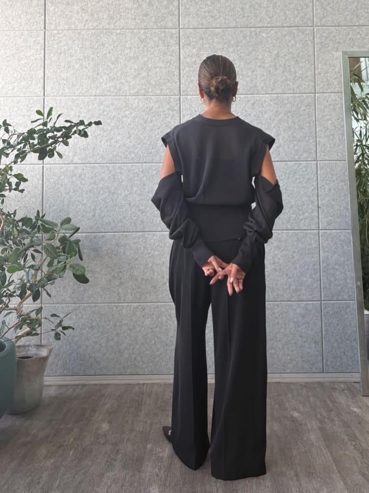 ibuさんの「CODE A｜multiway knit cardigan」を使ったコーディネート