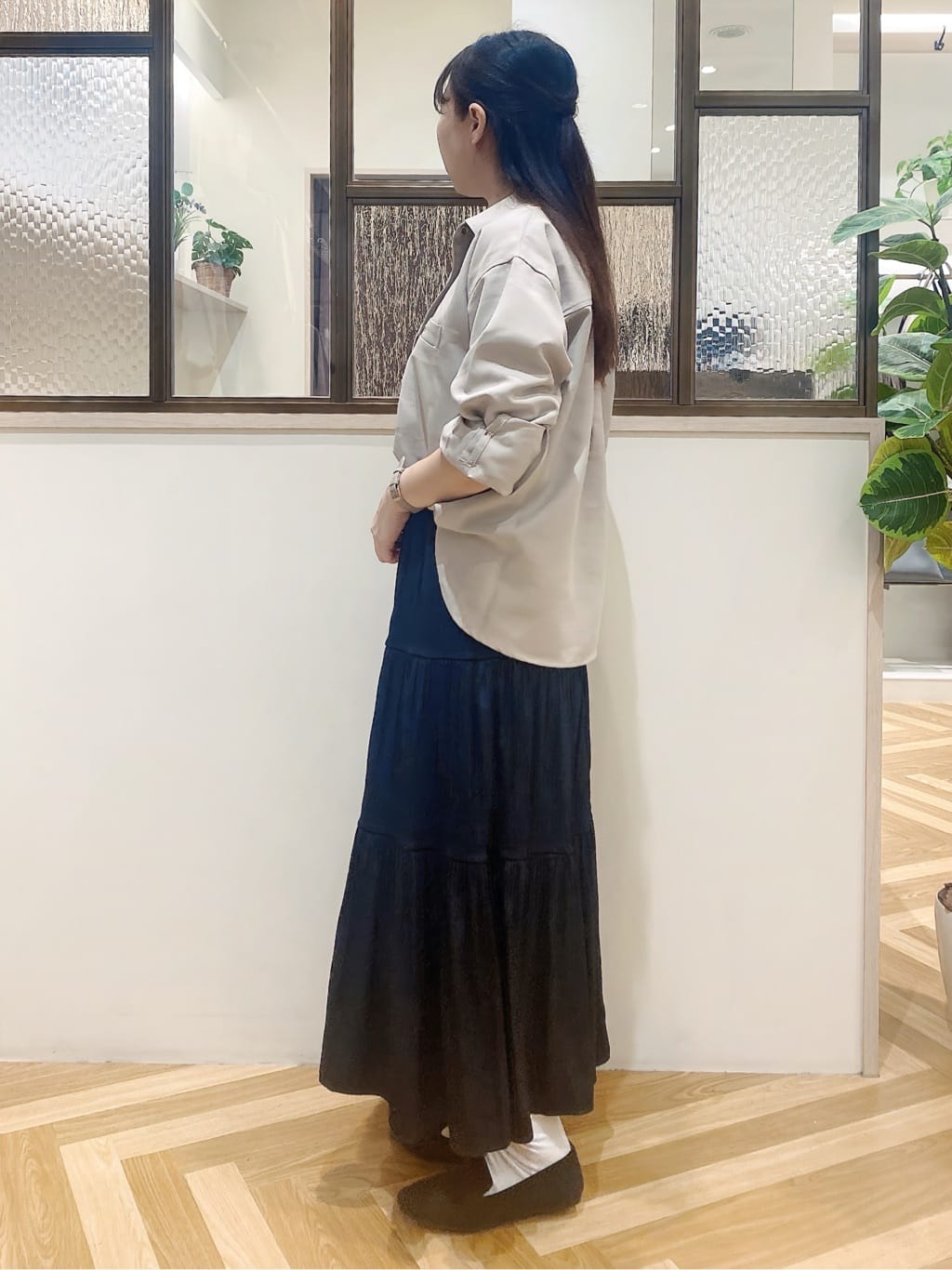 yayoiさんの「grove｜【カセット服/選べる着丈】洗濯機で洗えるオーバーシャツ」を使ったコーディネート