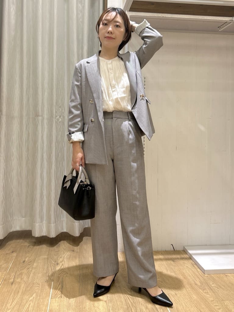 ga_riさんの「THE SHOP TK｜【今羽織るなら】ダブルブレストジャケット【セットアップ可/洗える】」を使ったコーディネート