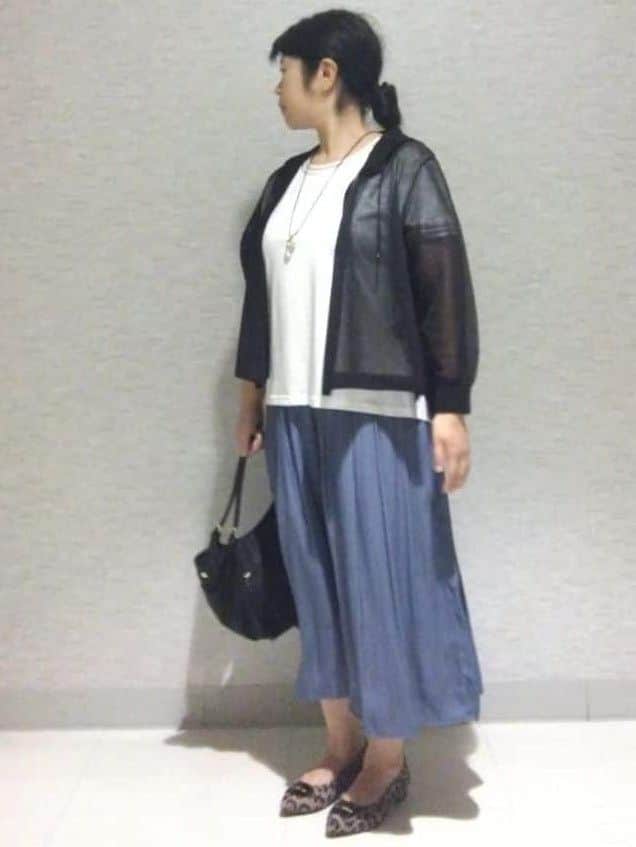 sakoさんの「Reflect｜【寒暖差対策に◎／手洗い可／旅行や通勤に】フード付きシアーカーディガン」を使ったコーディネート
