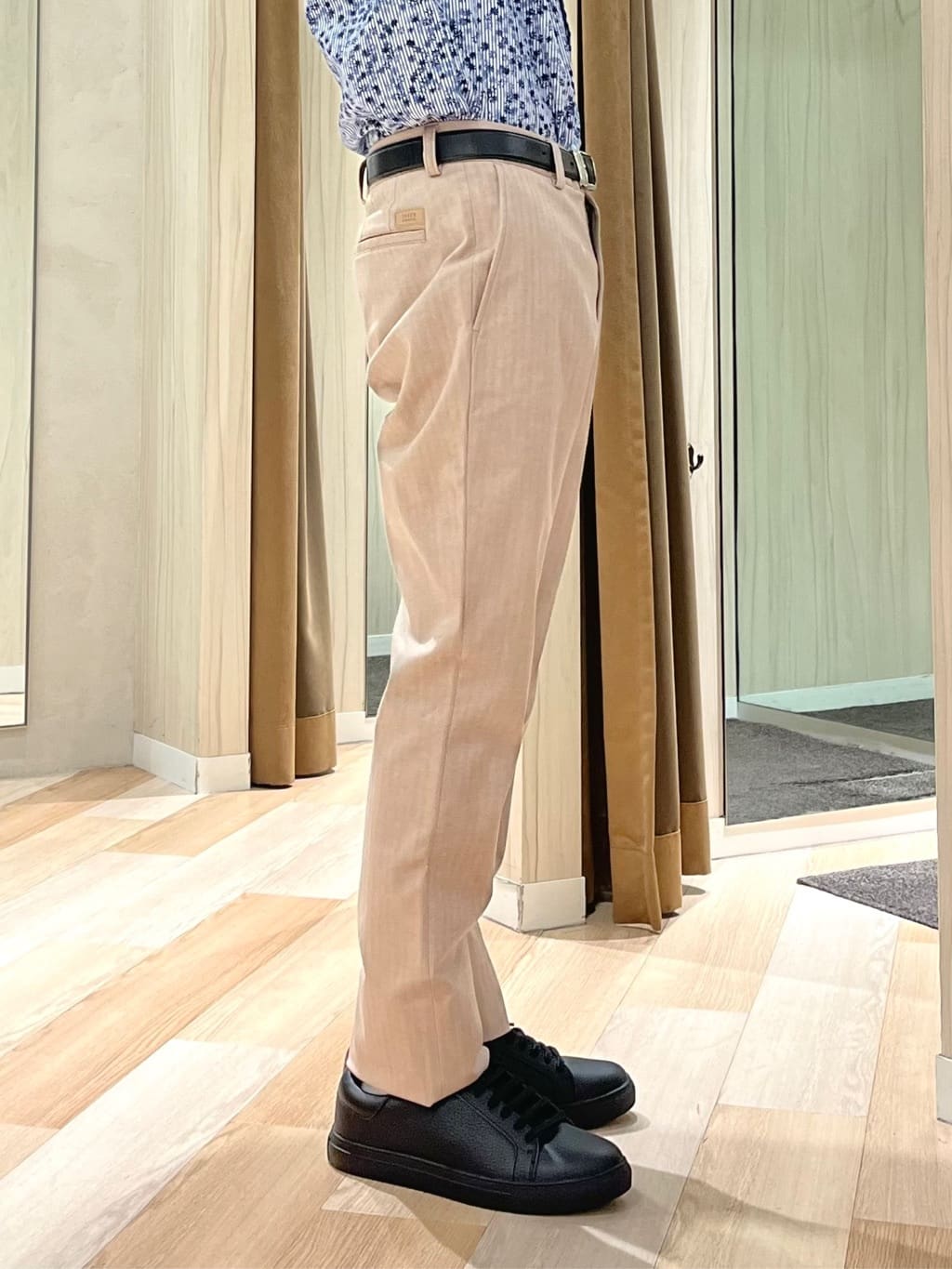 URAさんの「TAKEO KIKUCHI｜【360&deg;ストレッチ／セットアップ対応】None Of Stress ジャケット」を使ったコーディネート