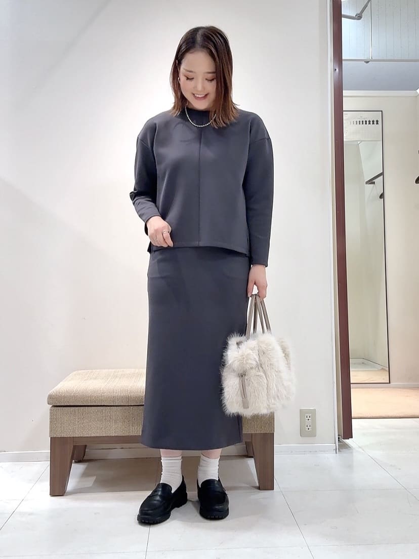 YUIさんの「UNTITLED｜【セットアップ可/洗える】ダンボールジャージ プルオーバー」を使ったコーディネート