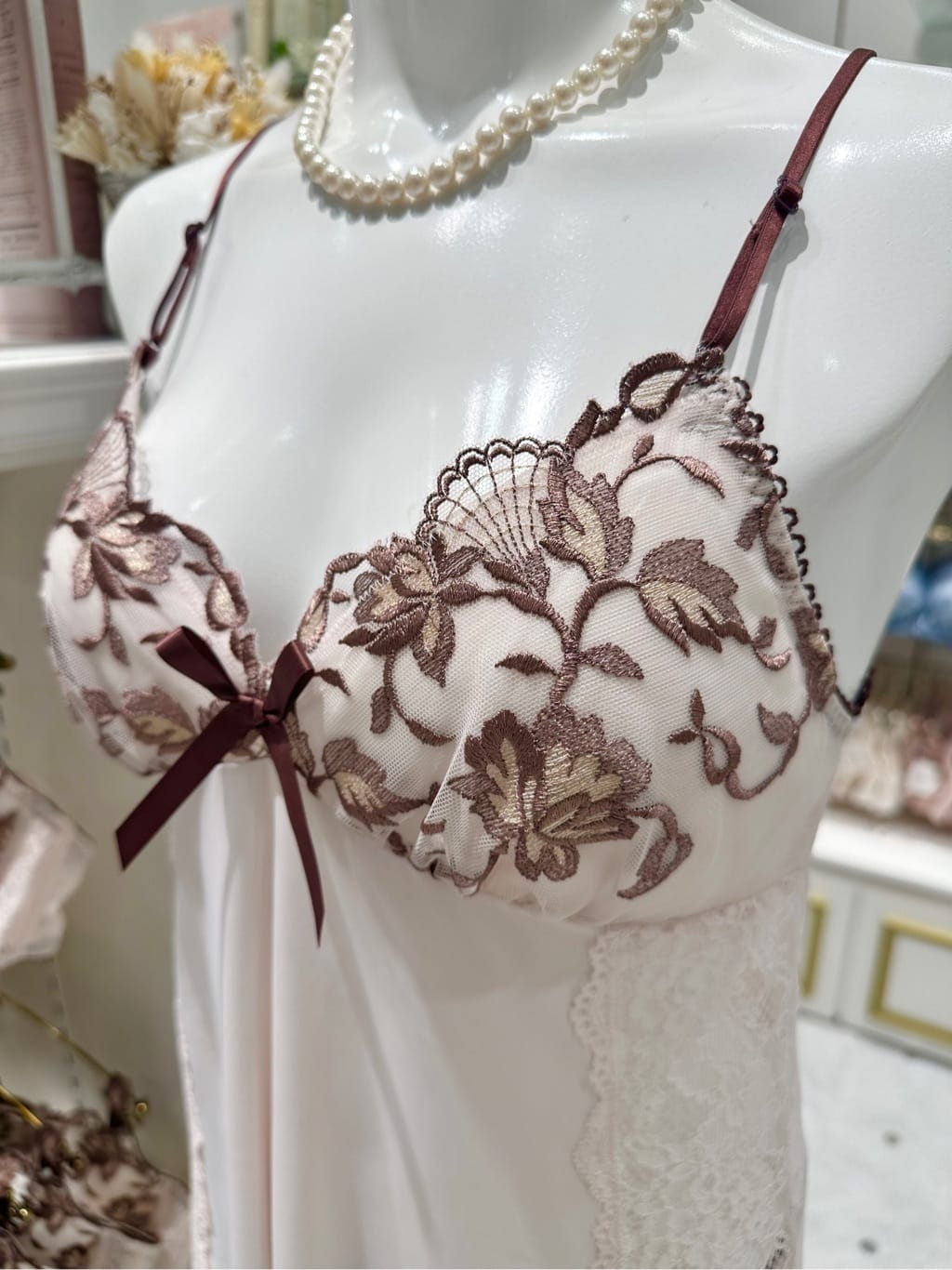 nishiさんの「Risa Magli｜エレノア カップ付スリップ」を使ったコーディネート