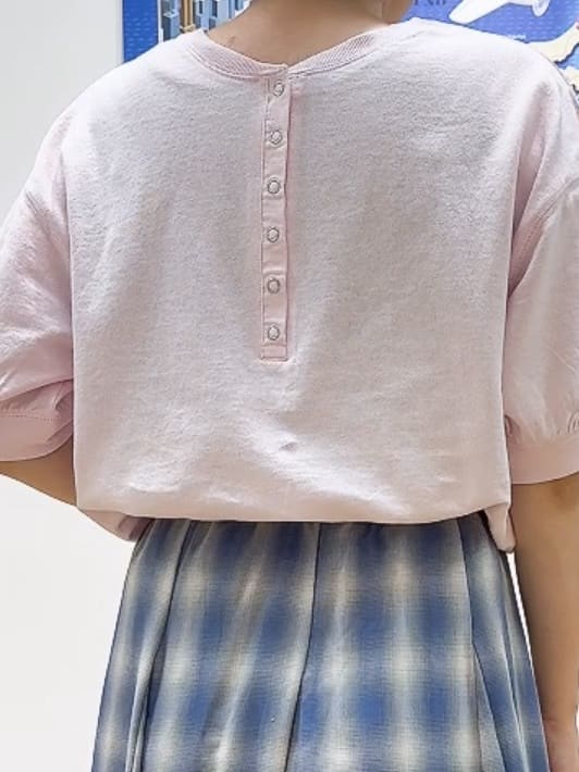Hamaさんの「Dessin｜【360度可愛い/前後2WAY/洗える】ライトコットンヘンリーカットソー」を使ったコーディネート