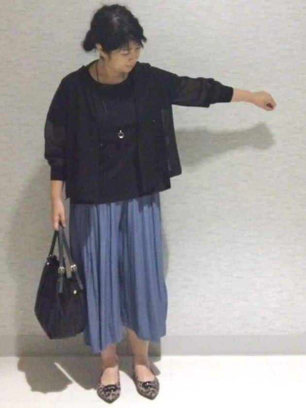 sakoさんの「Reflect｜【寒暖差対策に◎／手洗い可／旅行や通勤に】フード付きシアーカーディガン」を使ったコーディネート