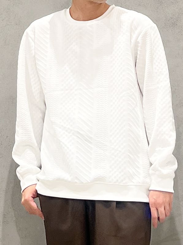 SHI-MAさんの「THE SHOP TK｜【無地に飽きた方へ】ふくれジャカードスウェット　洗濯機OK/6色展開/ユニセックスでおすすめ！」を使ったコーディネート