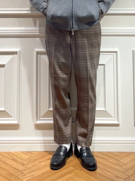橋本さんの「DRESSTERIOR｜ミリタリーニットジャケット」を使ったコーディネート