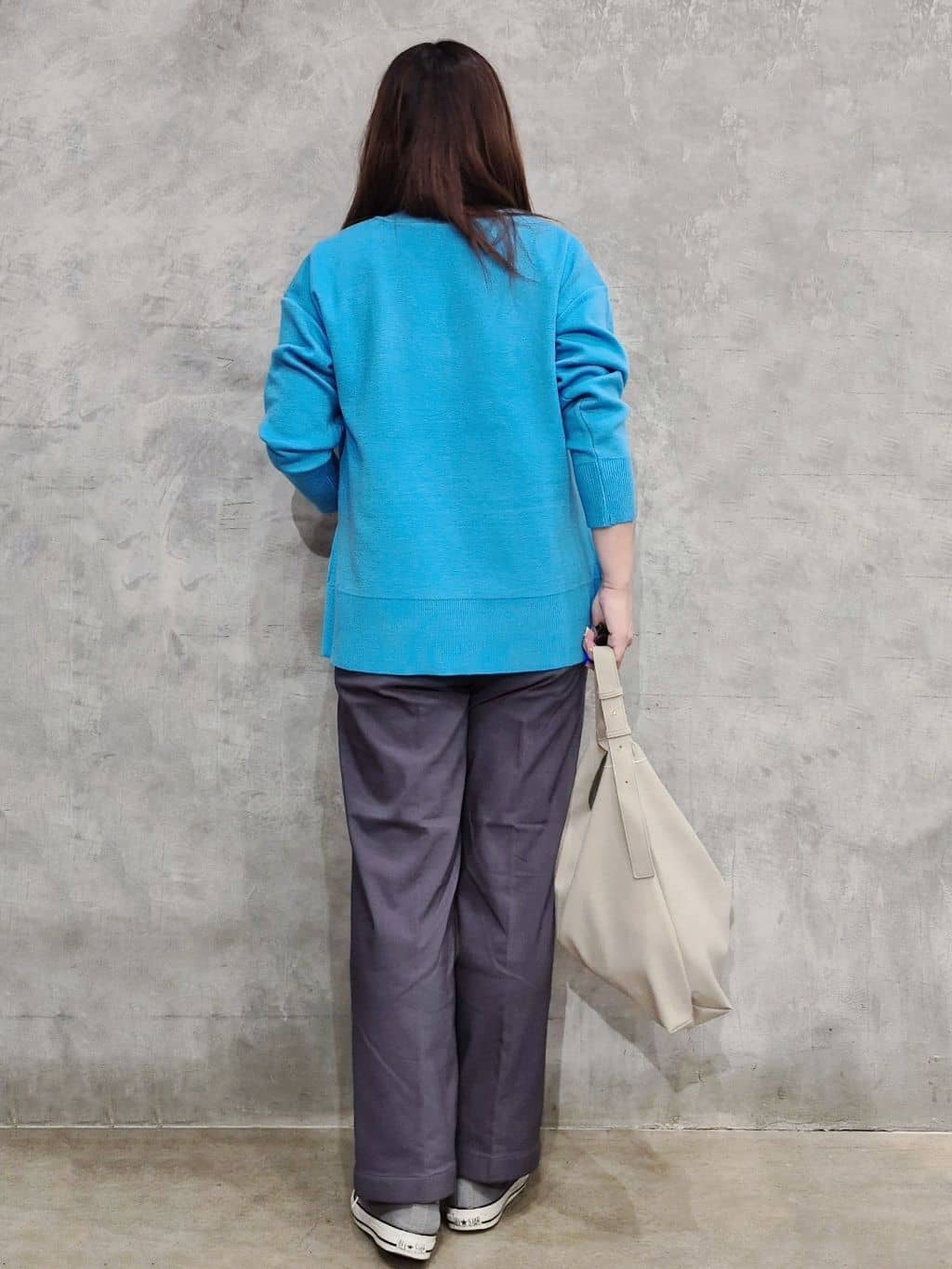 ひさえさんの「THE SHOP TK｜【体型カバー】ゆったり サイドスリットニット」を使ったコーディネート