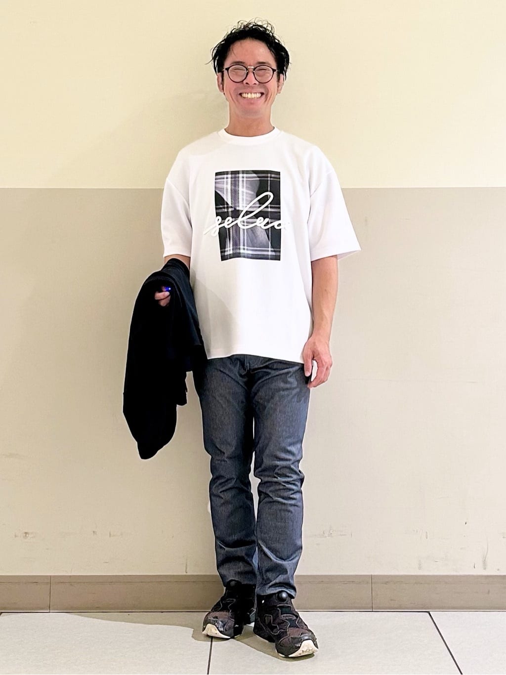 KENJI Iさんの「THE SHOP TK｜スムースファイバー長袖シャツ 【吸水速乾/UVカット/軽量/イージーケア】」を使ったコーディネート