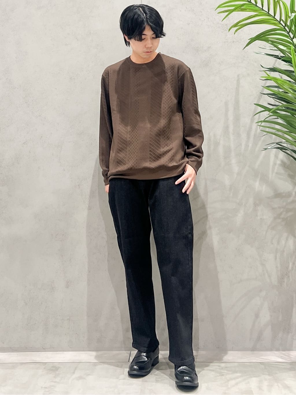 SHI-MAさんの「THE SHOP TK｜【無地に飽きた方へ】ふくれジャカードスウェット　洗濯機OK/6色展開/ユニセックスでおすすめ！」を使ったコーディネート