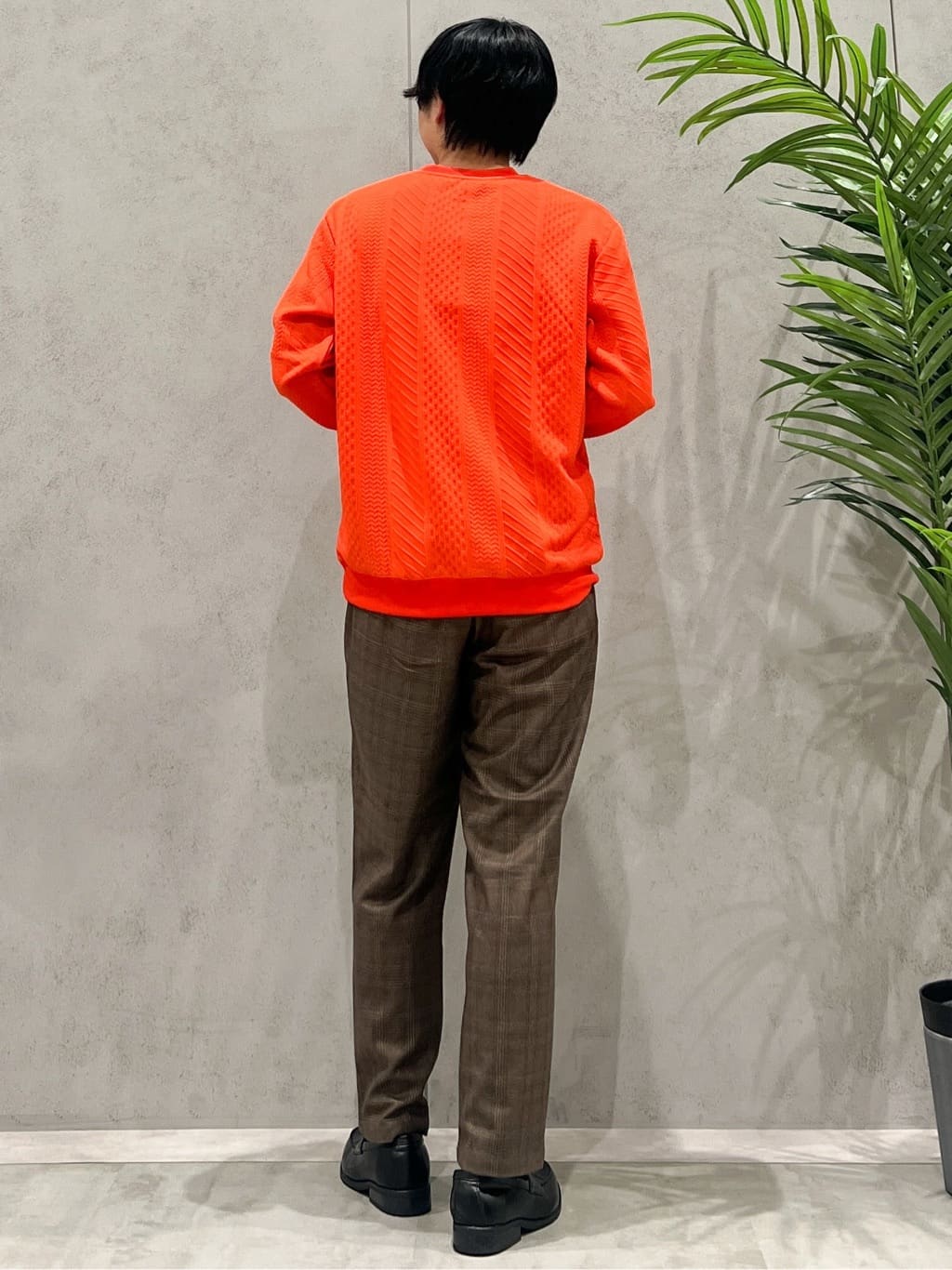 SHI-MAさんの「THE SHOP TK｜【無地に飽きた方へ】ふくれジャカードスウェット　洗濯機OK/6色展開/ユニセックスでおすすめ！」を使ったコーディネート