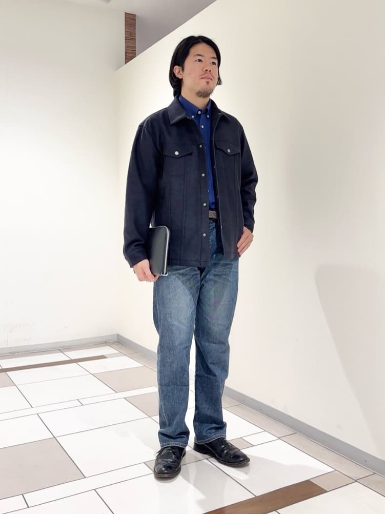 及川さんの「TAKEO KIKUCHI｜【モンスターストレッチ】日本製 ウォッシュド デニムパンツ」を使ったコーディネート