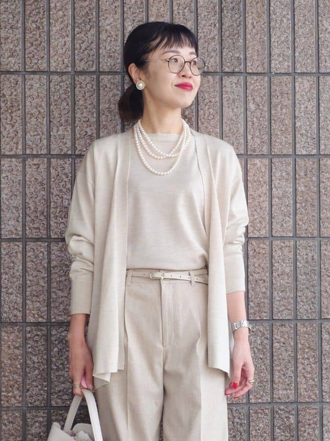 MUTSUKOさんの「UNTITLED｜【アンサンブル可/洗える/ボタンなし】シルクウールカシミヤ 着流しカーディガン」を使ったコーディネート