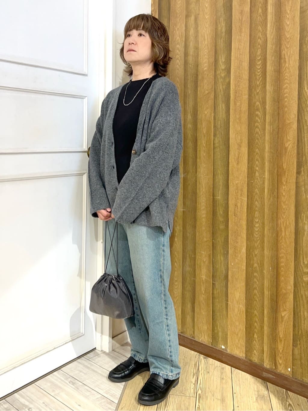 yuriyuriさんの「SHOO･LA･RUE｜【絶妙なゆるピタ/洗濯機可】ちくちくしにくい リブハイネックやわらかニット」を使ったコーディネート
