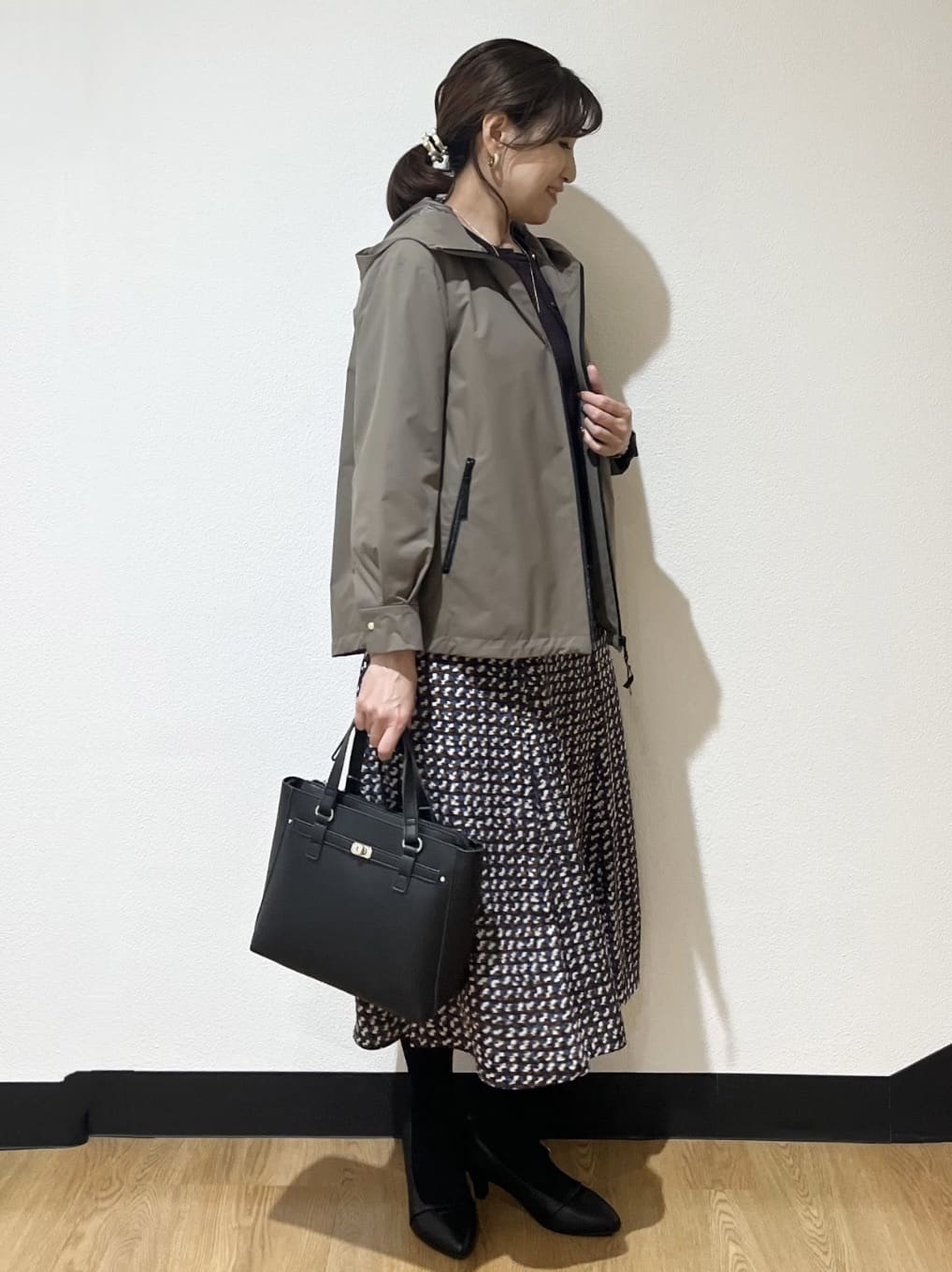 ayaさんの「Reflect｜【ニットスタイルが華やかに◎】チドリ風プリントフレアスカート」を使ったコーディネート