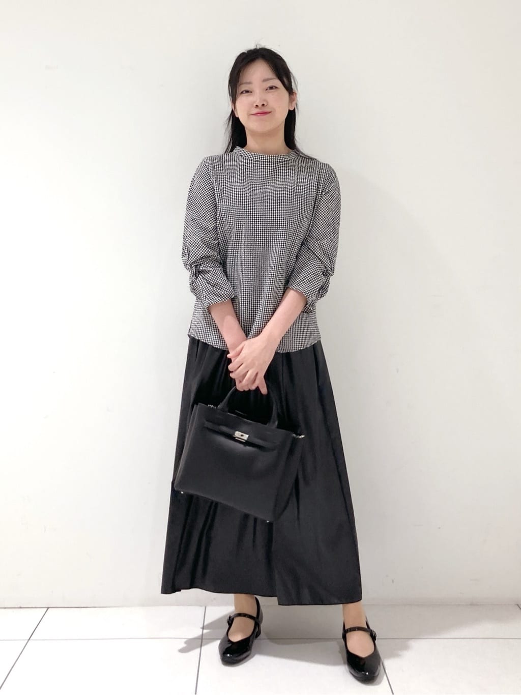 momokoさんの「INDIVI｜【UVケア／吸汗速乾】スリーブデザインブラウス」を使ったコーディネート