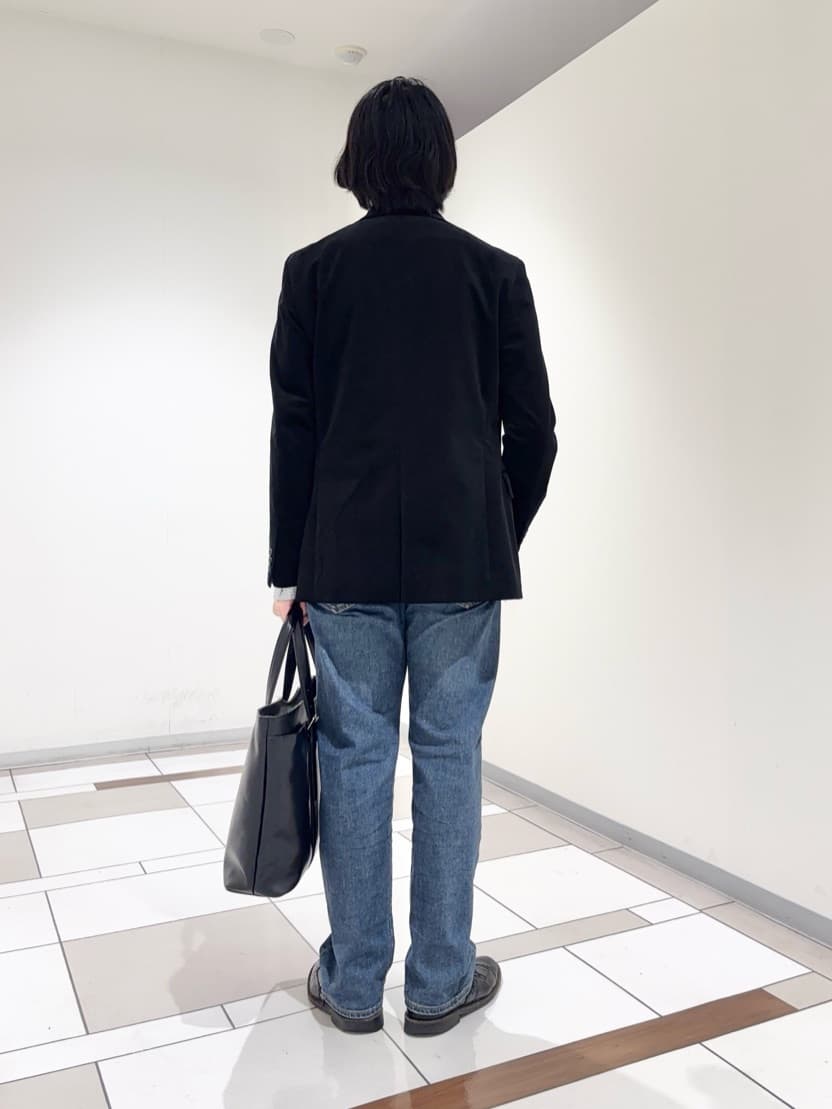 及川さんの「TAKEO KIKUCHI｜【Sサイズ～】ストレッチコーデュロイ ジャケット」を使ったコーディネート