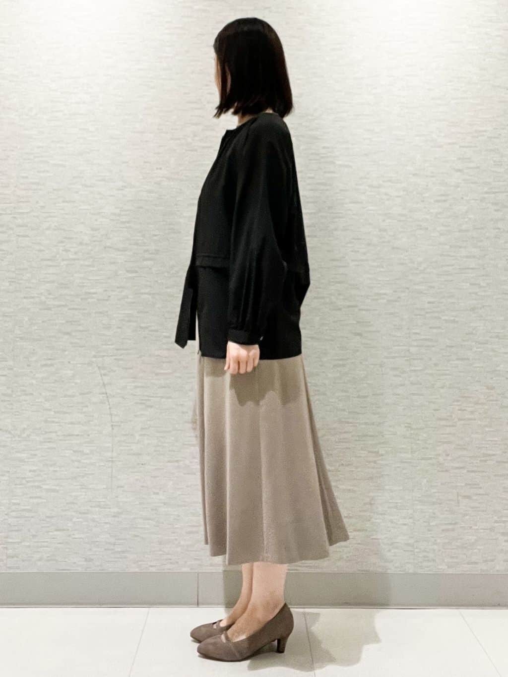 marikoさんの「Reflect｜【パンツにもスカートにも合わせやすい◎】ライティブルゾン」を使ったコーディネート