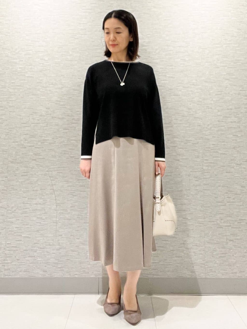 marikoさんの「Reflect｜【パンツにもスカートにも合わせやすい◎】ライティブルゾン」を使ったコーディネート