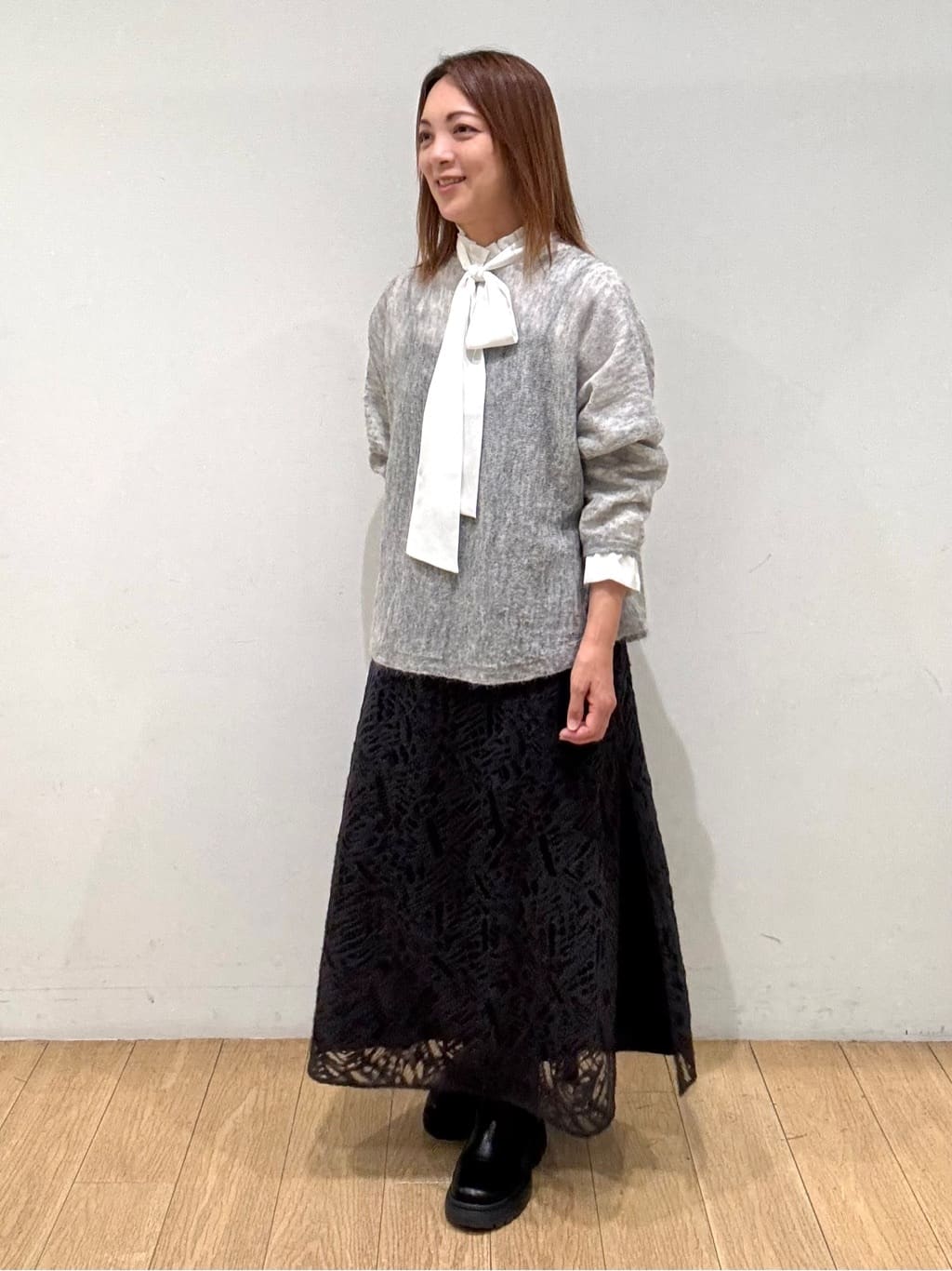 mikkoさんの「INDIVI｜【キッドモヘヤ素材】ラウンドヘムニット」を使ったコーディネート