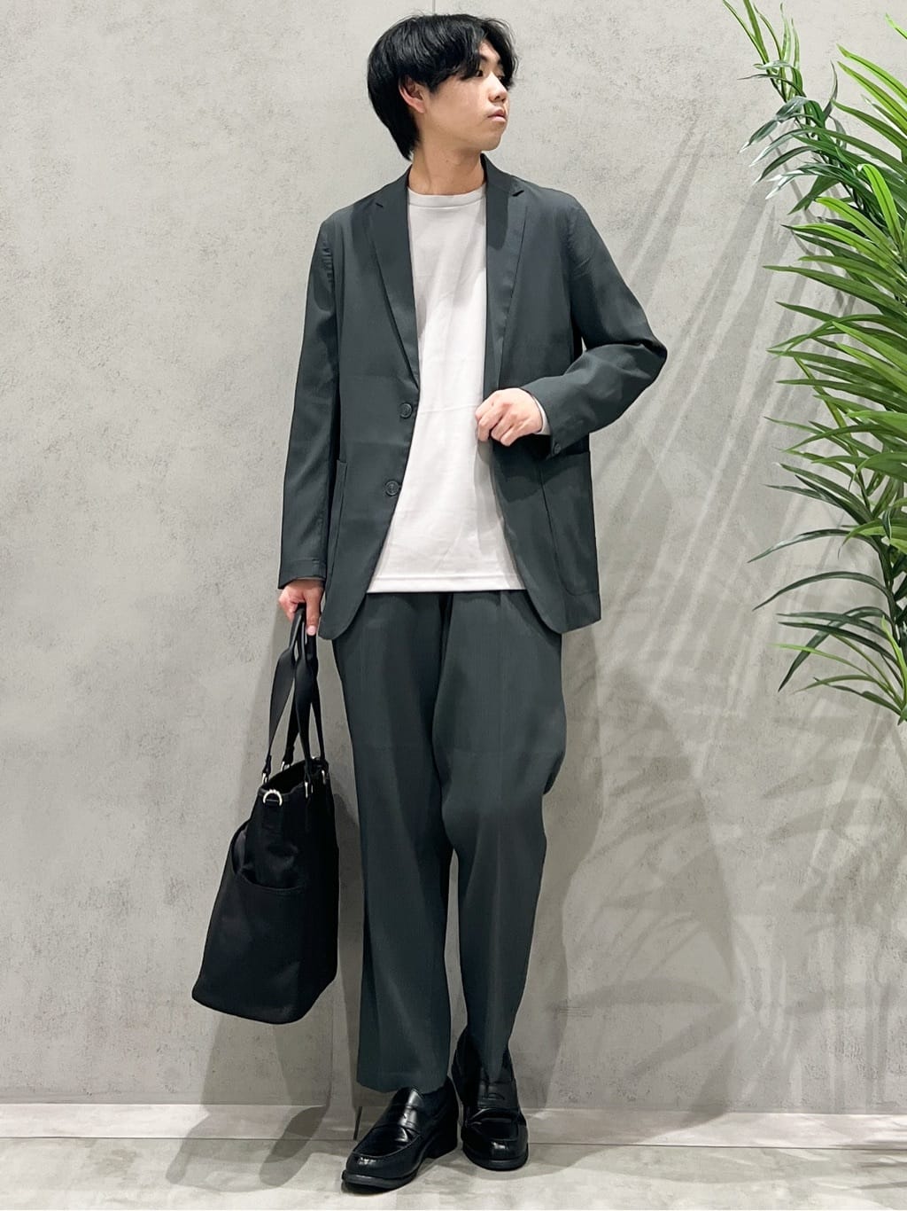 SHI-MAさんの「THE SHOP TK｜【Begin/ビギン10月号掲載】楊柳スマートジャケット　軽量/洗濯機OK/セットアップ可」を使ったコーディネート