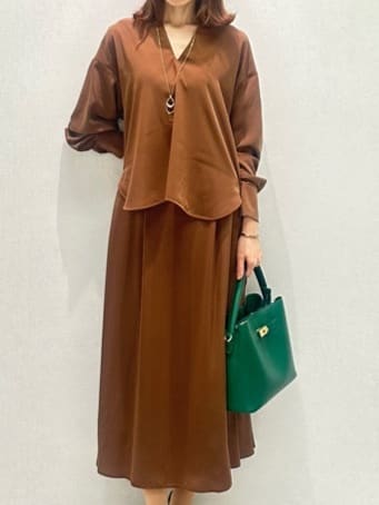 Miwaさんの「UNTITLED｜【セットアップ可/スキッパー/ゆったり】リラクパウダーシャツ」を使ったコーディネート