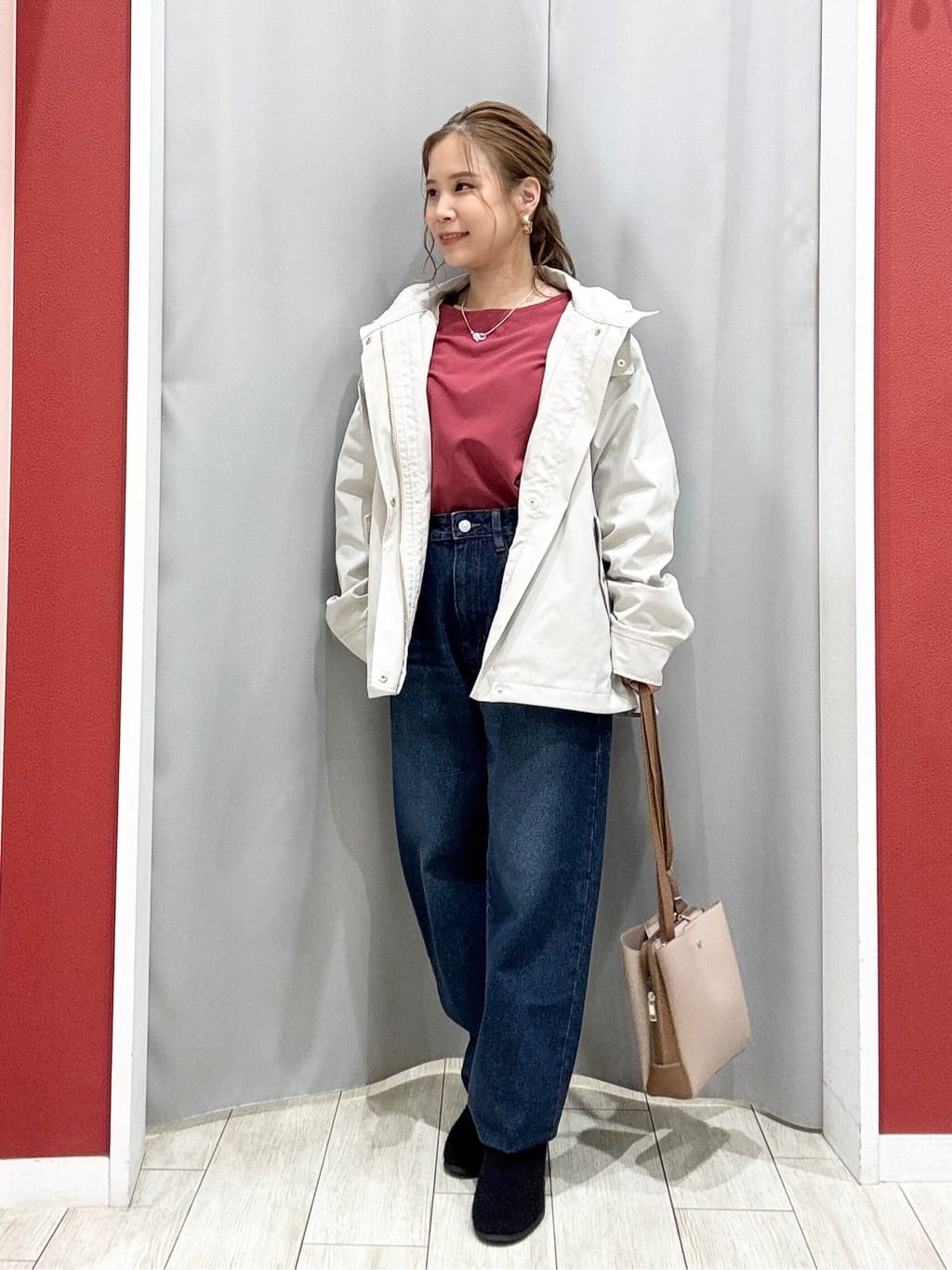 shioさんの「SHOO･LA･RUE｜【高レビュー/洗濯後しわになりにくい】1枚でサマ見え 8分袖ドルマンブラウス」を使ったコーディネート
