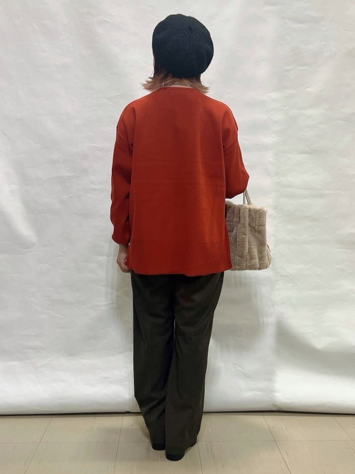 YUIさんの「SHOO･LA･RUE｜【S-LL/洗える】一枚で簡単こなれ見え スポンディッシュ 裾レイヤード風ニット【CIRCRIC】」を使ったコーディネート