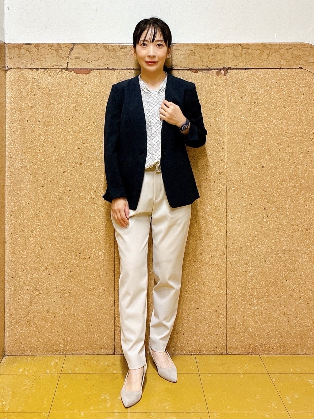 hattoriさんの「INDIVI｜【定番スーツ／UVケア／洗える】ウール調ノーカラージャケット」を使ったコーディネート