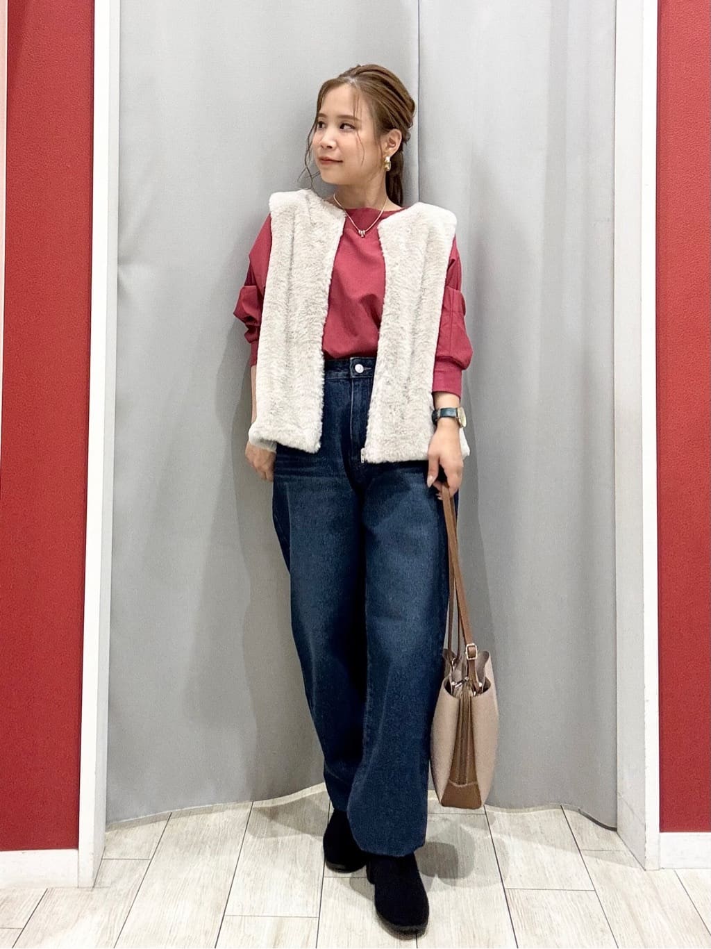 shioさんの「SHOO･LA･RUE｜【高レビュー/洗濯後しわになりにくい】1枚でサマ見え 8分袖ドルマンブラウス」を使ったコーディネート